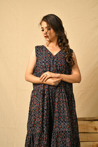 Bohemian Ajrakh impreso 100% algodón Maxi hecho a mano étnico largo volante motivo geométrico para Rust Fusion Indigo Casual al aire libre - Product Image 3