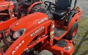 Tractor de Ruedas BX2380 de 70HP 4WD con Caja de Cambios y Bomba, 2022 - Equipo Agrícola de Alta Productividad - Product Image 5