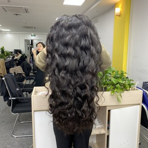 Peluca camboyana ondulada natural de 26 pulgadas con encaje 13x4 HD Año Nuevo Vacaciones Color caliente Cabello crudo Tejido Cabello vietnamita - Product Image 1