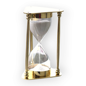 <span class=keywords><strong>Timer</strong></span> decorativo in ottone sabbia, in particolare una clessidra con <span class=keywords><strong>Timer</strong></span> in ottone triangolare e sabbia con un'estetica vintage o antica - Product Image 1