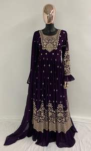 Nueva colección moderna de diseñador Heavy Faux Georgette Salwar Kameez con trabajo de bordado de secuencia exportador y proveedor indio - Product Image 4