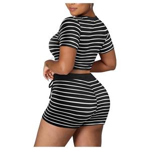 Ensemble deux pièces pour femmes Été 2024 Nouveaux vêtements pour femmes grande taille personnalisés Ensembles 2 pièces Chemises graphiques d'entraînement Ensembles courts - Product Image 3