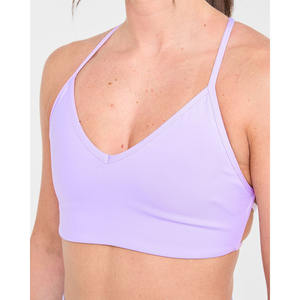 Soutien-gorge de sport croisé violet pastel de dernière marque soutien-gorge de sport décolleté en V flatteur à bretelles dans le dos soutien-gorge de sport fitness pour femmes adultes à impact élevé - Product Image 1