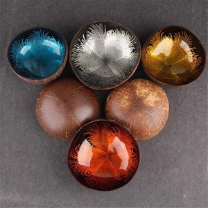 กะลามะพร้าวสีสเปรย์เป็นมิตรกับสิ่งแวดล้อมภาชนะใส่ขนมกะลามะพร้าวดีไซน์ที่เป็นเอกลักษณ์ขายส่ง2023 - Product Image 4