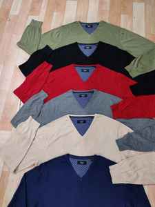 Pull respirant 100% coton à manches longues et col en V pour hommes Collection de marque personnalisée confortable en stock pour l'hiver à motif solide - Product Image 4