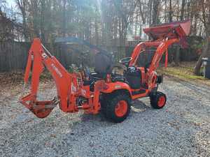 Mejor Precio de Fábrica, Mini Tractor Kubota BX-23S, Motor Diésel de 23HP con Cargador Frontal de Alta Resistencia para Jardín - Product Image 5