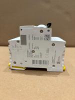 Schneider Acti 9 iC60N - disjoncteur miniature - 3P - 40A - courbe C A9F74340