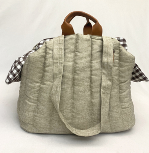 Sac à dos pour animaux de compagnie pliable en polyester, spacieux et léger, design ergonomique écologique, coque transparente et respirante - Product Image 1