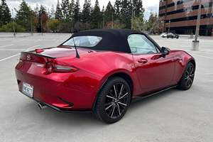 MAZDA MX-5 MIATA GRAND TOURING 2024 USADO, Volante a la Izquierda/Derecha - Product Image 4