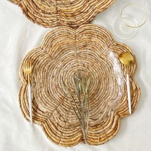 Assiette de présentation ronde classique en jacinthe d'eau, faite à la main, écologique, neutre, pour décoration murale et table à manger - Product Image 2