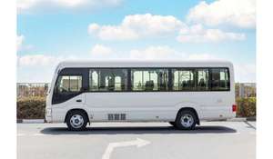 BUS 2022-2023, moteur atmosphérique 4,5 L, boîte de vitesses automatique, transmission intégrale, conduite à gauche, sièges en cuir, pneus R18, berline, Euro IV - Product Image 5