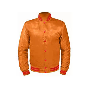 ODM Service Satin Varsity Jacket Estilo vintage Bordado Street Wear Botón Cierre Tipo Chaqueta de bombardero térmica para hombres - Product Image 3