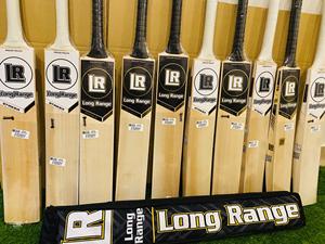 Bates de críquet de madera de sauce inglés de Grado 1 - Product Image 4