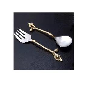 Nouvelle arrivée en acier inoxydable cuillère à salade fourchette serveurs haut conception fête d'anniversaire serveur accessoires - Product Image 1