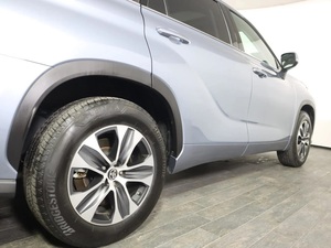 H&S HIGHLANDER XLE VOITURE D'OCCASION 2022 TOYOTAS EN BON ÉTAT - Product Image 5