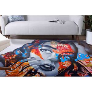 Alfombra Abstracta con Rostro de Mujer: Decoración con Retrato de Grafiti Colorido, Alfombra de Chenilla - Product Image 3