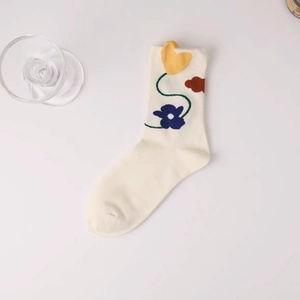 Cute Patterns Crew <b>Socks</b> Custom Color Cotton Casual <b>Funny</b> Style <b>for</b> Women Girl Daily Wear High Quality BSCI Vietnam Factory - Product Image 3
