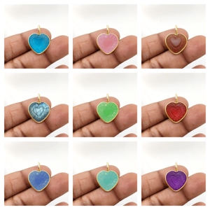 Colgante de abalorio tallado en corazón de piedras preciosas de Calcedonia verde, joyería de plata 925-Pyramid and Precious International - Product Image 2