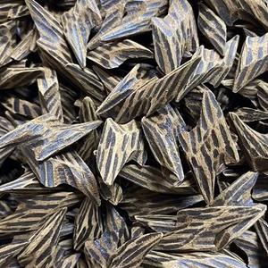 Tiger Oud Wood Chips Les bienfaits thérapeutiques du pur bois d'agar Oud pour la relaxation - Product Image 2