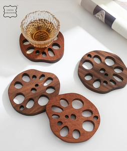 Sous-verres créatifs OEM en bois de noyer pour le thé Tapis de tasse de style classique Conception de coupe de fromage en forme de fleur naturelle Coussinets classiques OEM" - Product Image 2