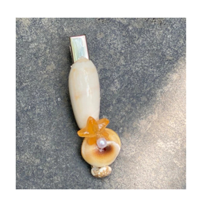 Pince à cheveux de coquillage faite à la main de style de rue, accessoires de coquille d'océan cool pour les femmes, looks d'été à la mode pour les promenades sur la plage - Product Image 3