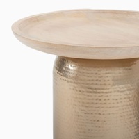 Table basse indienne artisanale en or rose, moderne, réglable, avec base en métal martelé et plateau en bois naturel pour salon