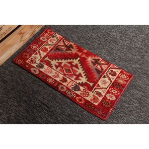 Alfombra turca vintage, alfombra de 1.4x2.7 pies, alfombra roja pequeña con elementos geométricos y florales. - Product Image 4