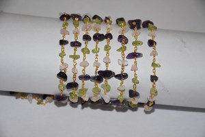 Más vendidos hermosa Cadena de Rosario de cuentas de virutas sin cortar Rosa peridoto púrpura natural. Cadena de cuentas chapada en oro para la fabricación de joyas - Product Image 5