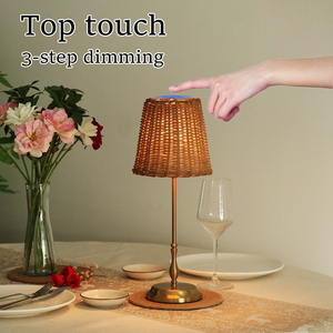 Handmade hiện đại có thể sạc lại không dây mây dệt bảng đèn dệt tre bóng râm Brass kết thúc cho khách sạn trang trí đám cưới - Product Image 3