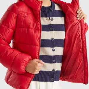 Ventes en gros 2025 Nouvelles vestes matelassées pour femmes personnalisées d'hiver Séchage rapide Haute qualité Matériel en coton court Imperméable Écologique - Product Image 3