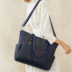 Nouveautés femmes 100% sac fourre-tout en cuir véritable avec logo imprimé personnalisé en cuir de vachette femmes dame sacs à bandoulière - Product Image 6