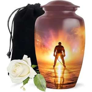 Urna de cremación de Metal de nuevo estilo con diseño de acabado Forma redonda Excelente calidad para uso funerario del exportador indio - Product Image 6