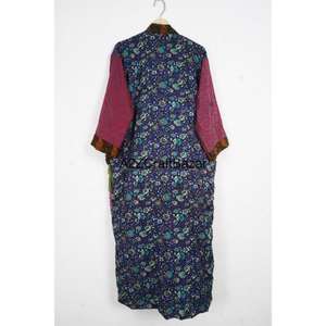 Kimono Indio Hecho a Mano 100% Seda con Cuello en V, Cordón Ajustable, Manga Tres Cuartos, Largo Completo, para Mujer, Elegante, Estilo Boho-Chic, para Novia - Product Image 5