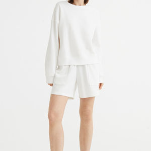 Sudadera Corta Deportiva Personalizada con Diseño Sencillo, Sudadera Corta de Peso Normal para Mujer - Product Image 2