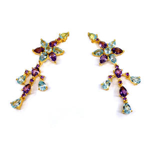 Pendientes colgantes de flores de Topacio Azul amatista tradicional chapados en oro de 925 Plata de ley para uso diario - Product Image 2