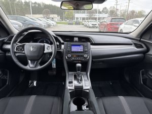 รถมือสองสภาพดี ปี 2021 ฮอนด้า ซีวิค LX CVT - Product Image 4