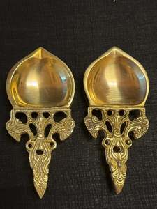 Pure Brass Geometric Solid Pattern Diya for Pooja Handmade Traditional <b>Oil</b> <b>Lamp</b> for Home Temple Diwali Christmas Festival - Product Image 6