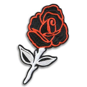 Meilleure vente d'insignes de broderie à la machine OEM personnalisés en usine insignes brodés à forte valeur ajoutée avec couleur et logo personnalisés - Product Image 3