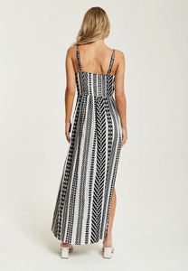 2024 Womens Trending Clothing Printed <b>Maxi</b> <b>Dress</b> Aztec Jacquard <b>Maxi</b> <b>Dress</b> in White and Black Short <b>Sleeves</b> Comfort <b>Dress</b> - Product Image 4