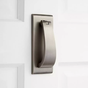 Aldaba de puerta con Forma de cara de lomo, duradero, elegante para el hogar, Hotel, villas, venta al por mayor, aldaba de Metal recubierto de hierro negro para Hotel - Product Image 4