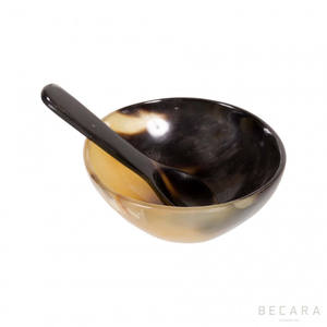 Cuenco de cuerno de búfalo natural hecho a mano de alta calidad con superficie interior lisa para decoración de cocina rústica a precio mayorista - Product Image 6