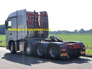 Camion tracteur d'occasion Mercedes-Benz Actros 4163 8x4 Diesel Transmission Automatique 450ch Euro 5 pour Transport Logistique (2017) - Product Image 3