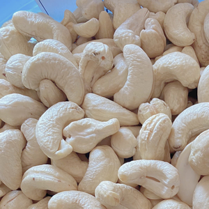 เม็ดมะม่วงหิมพานต์ดิบ Sw320เม็ดมะม่วงหิมพานต์ส่งออกไปยังเอเชียยุโรปตะวันออกกลาง - Product Image 1