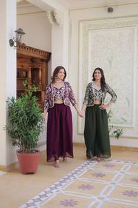 Belle Koti & Plazza Avec Choli Avec Travail De Dentelle De Broderie Lourde - Product Image 4