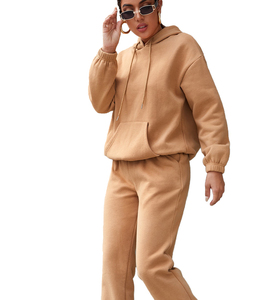 Survêtement personnalisé Ensemble deux pièces sweat à capuche et pantalon Survêtement d'été pour femme de qualité supérieure - Product Image 4