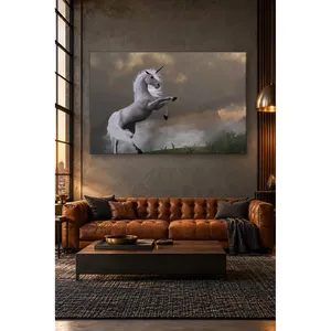 Impression sur toile de la licorne blanche Fida grandissant dans un ciel nuageux - Product Image 4