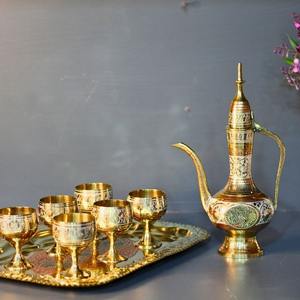 Juego de jaam de latón hecho a mano con 6 vasos, diseño de pavo real floral grabado, juego tradicional para servir, vasos festivos, decoración del hogar - Product Image 1