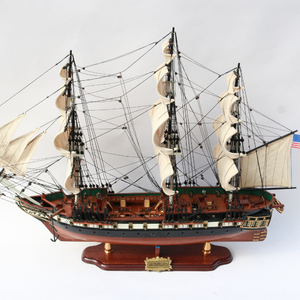 USS CONSTELLATION Modelo de barco de madera Artesanía de pino de alta calidad Pintado a mano Entrega rápida Vietnam Cualquier cantidad Pedido Bienvenido - Product Image 1