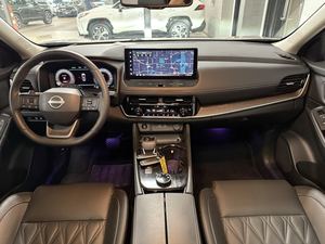 2025 Ni-ssannn Rogue Platinum AWD มือสอง - Product Image 3