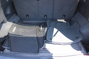 ใช้อย่างประณีต2023 2023 Vo_lkswagen Tiguan SE R-Line Black 4MOTION - Product Image 5